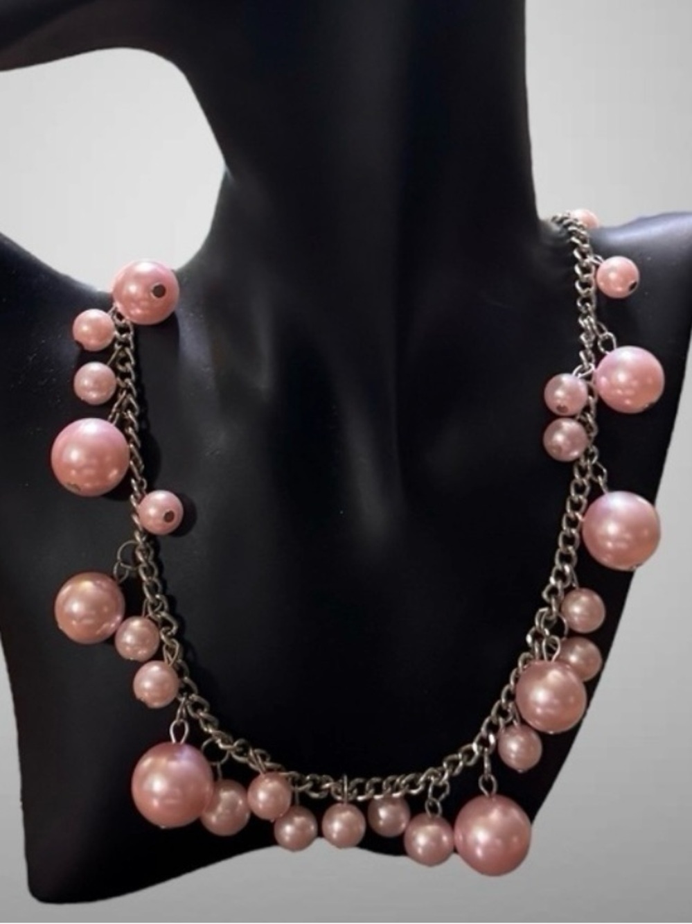 EXTRA LONG PINK FAUX PEARL NECKLACE